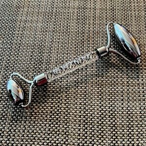 SKINN/“CRYO”PRO-GRADE STAINLESS STEEL DUO ENDED ROLLER/New no box.